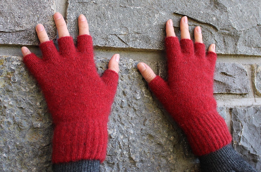 gallery image of ReCon Possum Fingerless Gloves